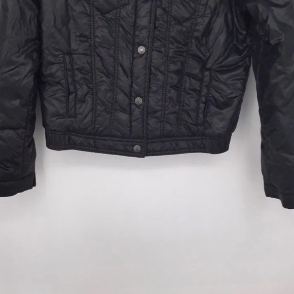 Levi's Women's Black Long Sleeve Snap Puffer Trucker Jacket - Size Medium - Picture 2 of 5